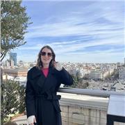 Ragazza universitaria disponibile per ripetizioni di matematica, fisica, chimica e inglese